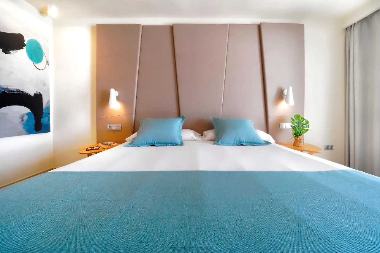 Aqua Suites Puerto del Carmen  Отель Пуэрто дель Кармен