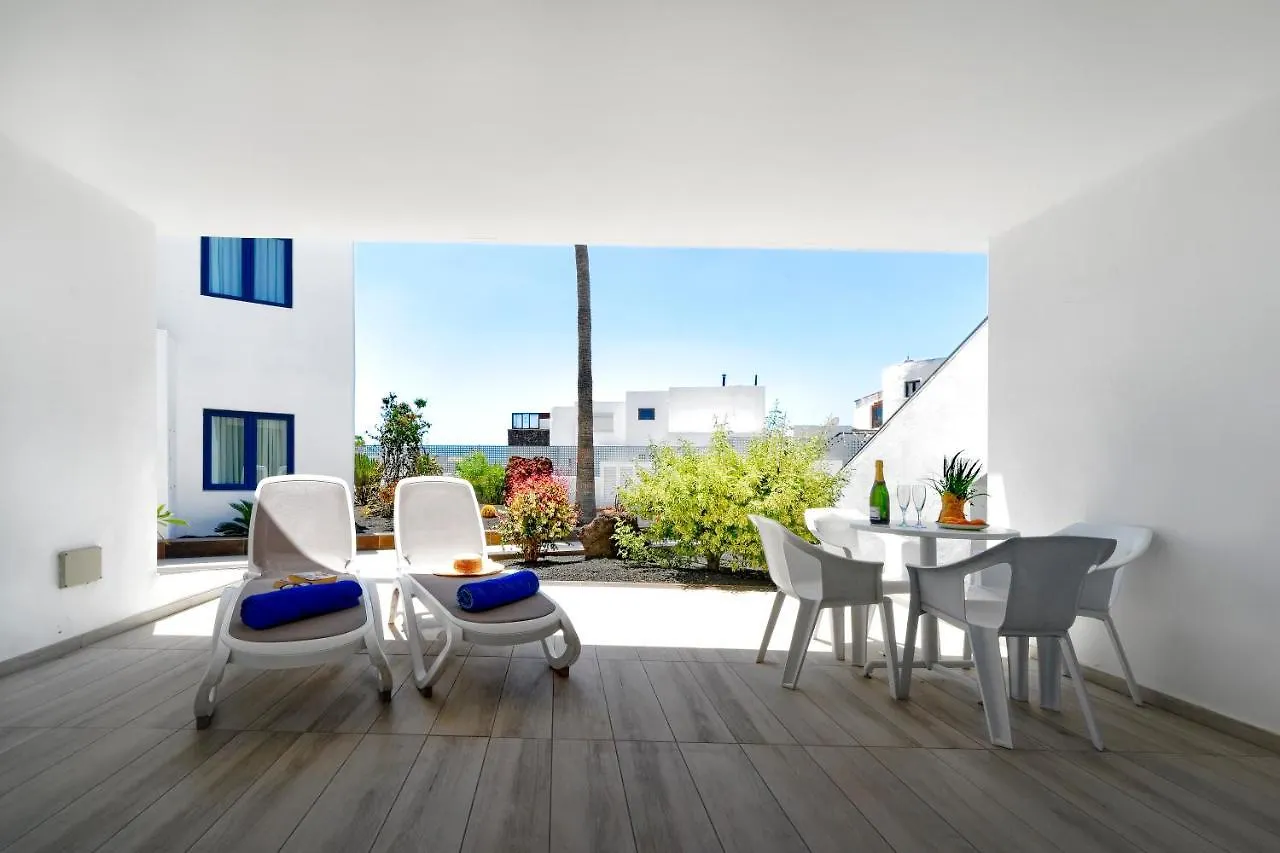Aqua Suites Puerto del Carmen  4*, Puerto del Carmen (Lanzarote)