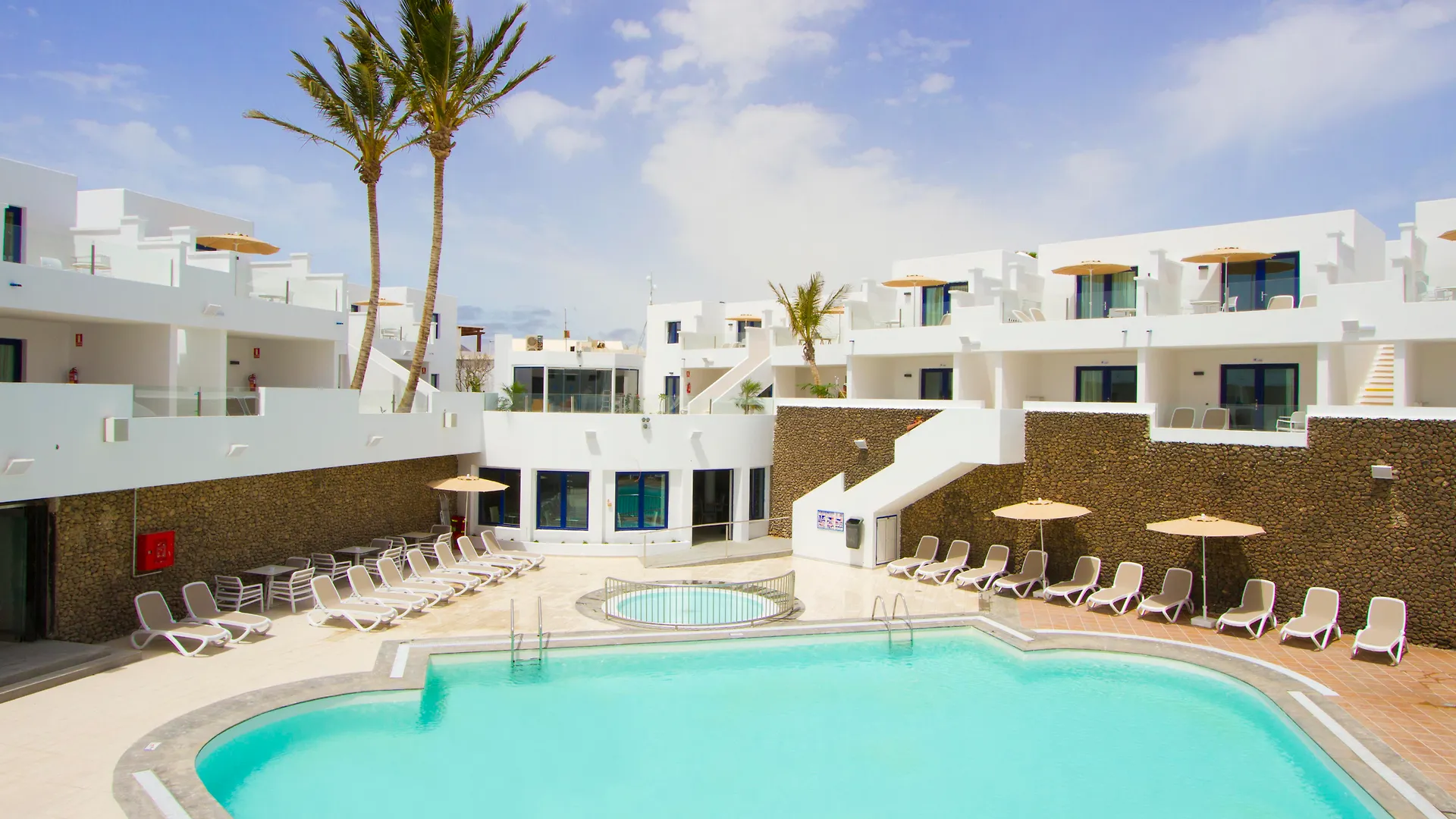 **** Hotel Aqua Suites Puerto del Carmen  Spanien