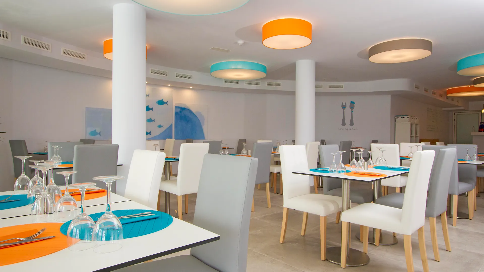 Aqua Suites Puerto del Carmen  Puerto del Carmen (Lanzarote)